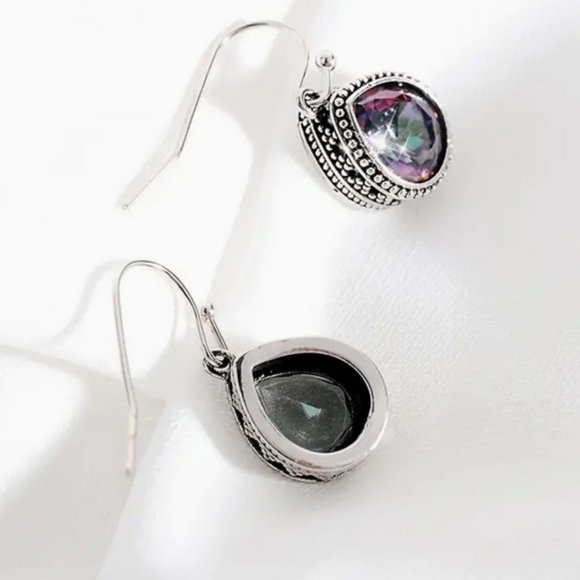 NWOT Droplet Design Colorful Artificial Crystal Dangle Earrings European Style - Picture 3 of 3